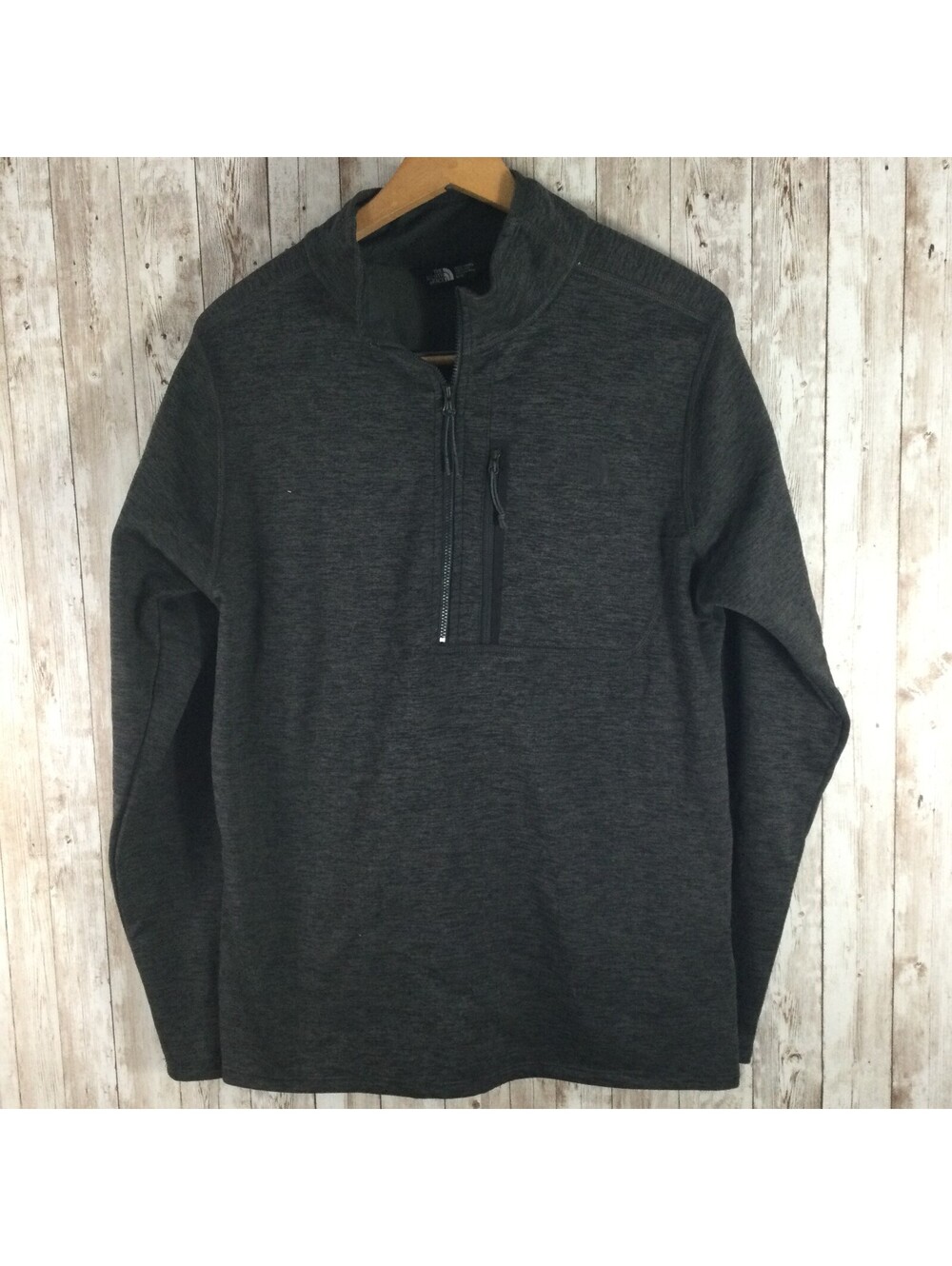 The North Face Mens Dark Gray  Quarter Zip Sweatshirt Pullover Medium Front Logo